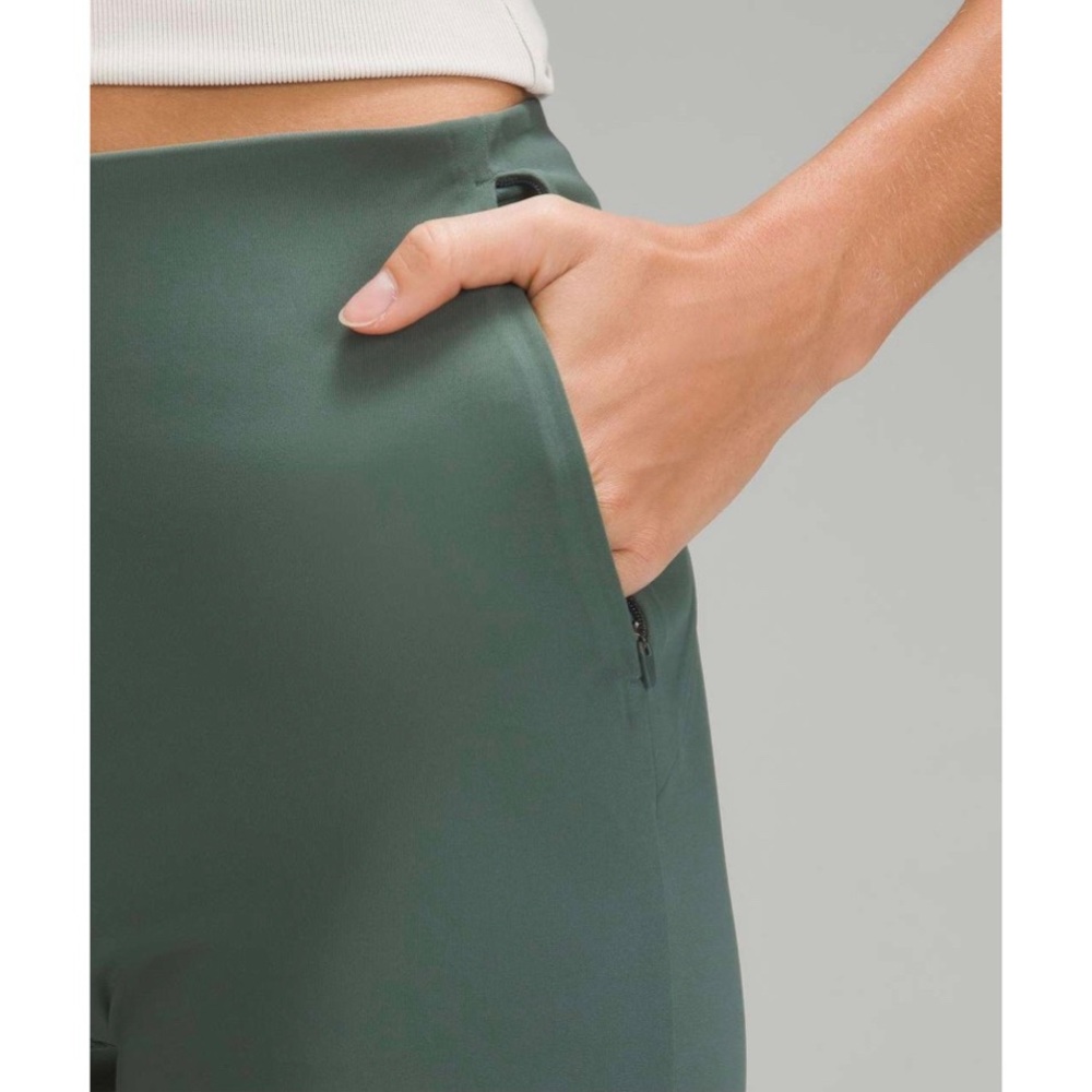 lululemon SOLD OUT Smooth Fit Pull-On Straight Leg Pants SZ 4 in Dark Forrest - Picture 5 of 5